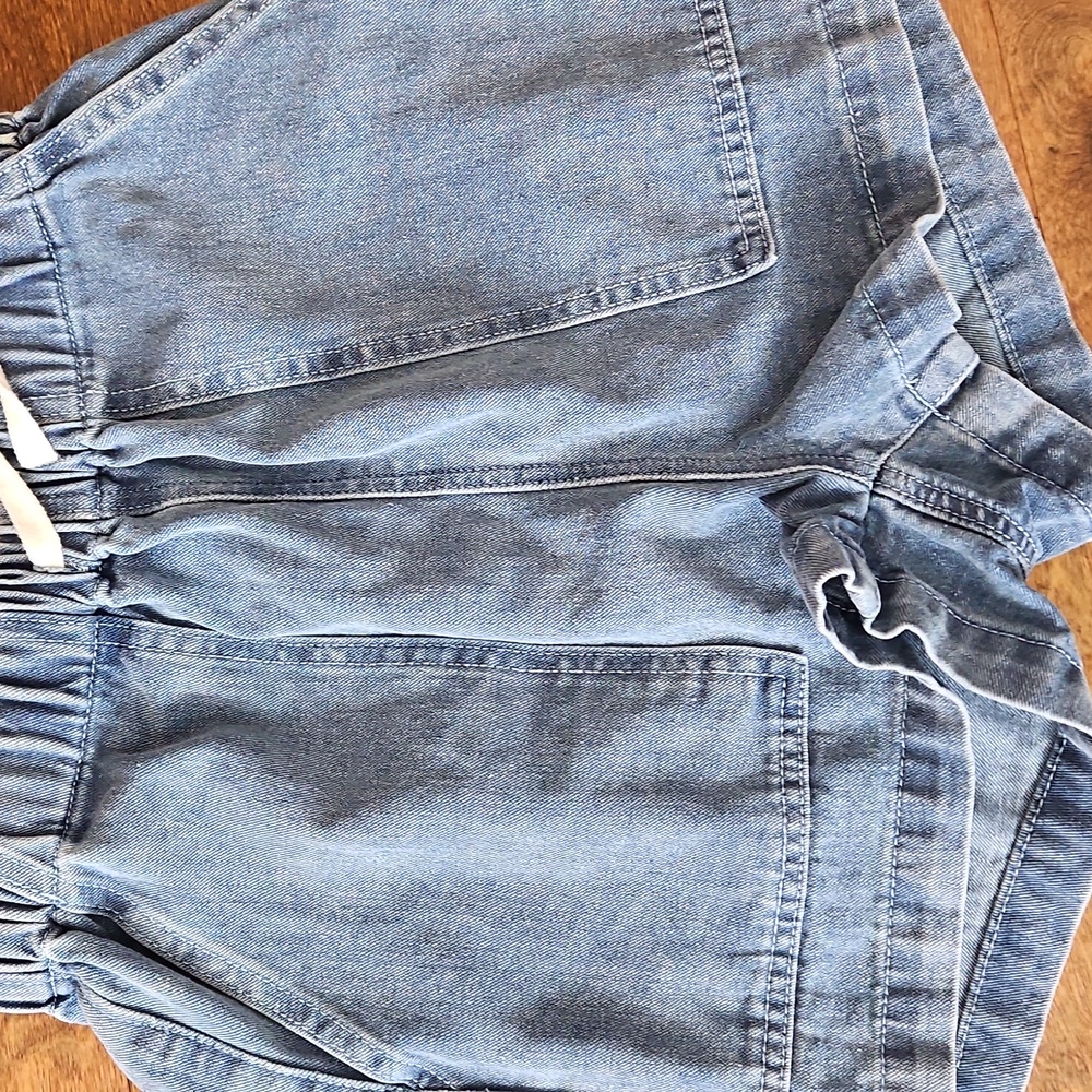 Denim Shirt and Shorts Set - Picture 2 of 6